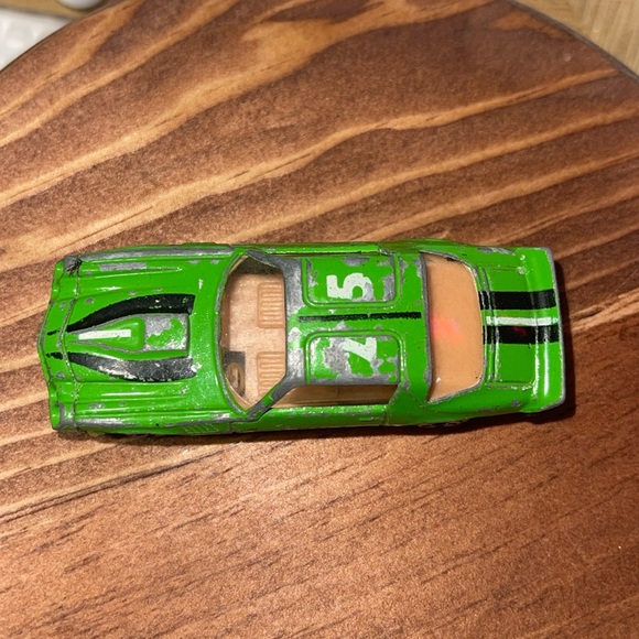 Vintage Unbranded Green #25 Chevy Camaro Z-28 1/64 Diecast/Plastic - Picture 2 of 6